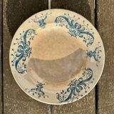 Deep dish from Lyon Faience