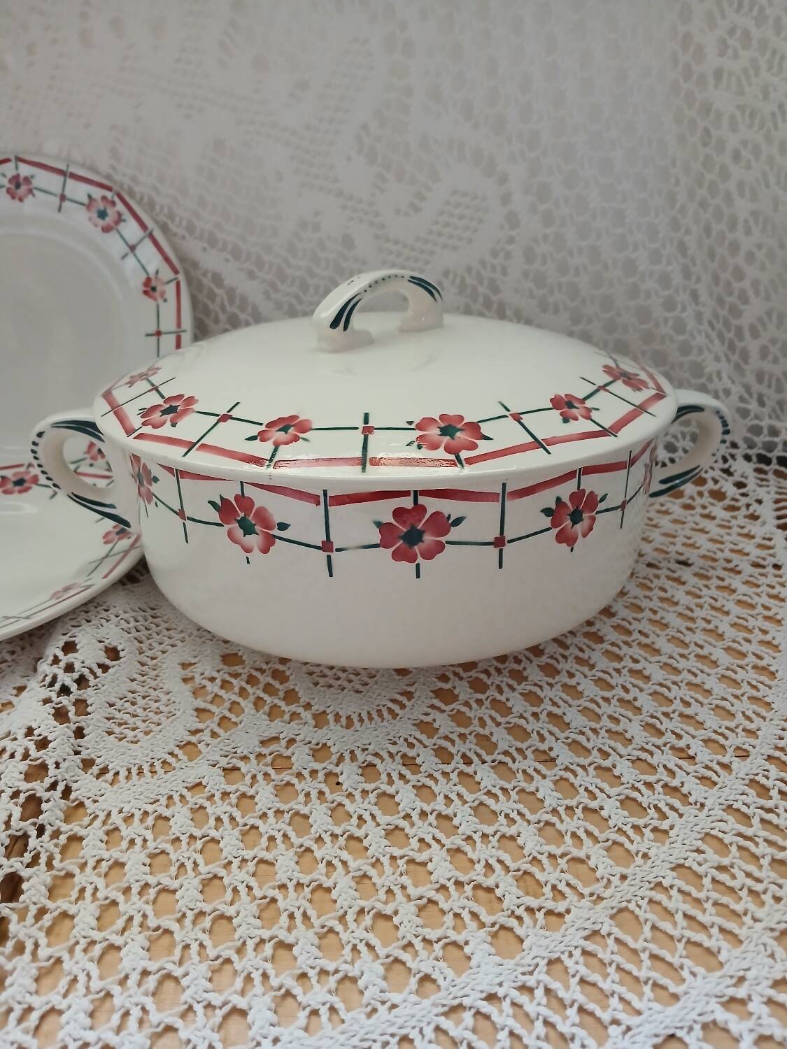 Antique Ceranord Saint Amand soup tureen