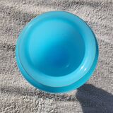 Vase balustre en opaline bleue