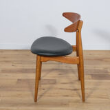 Mid century danish ch33 dining chairs by Hans J. Wegner for Carl Hansen & søn, set of 4