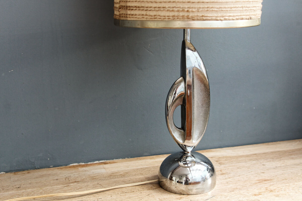 Space age lamp 70