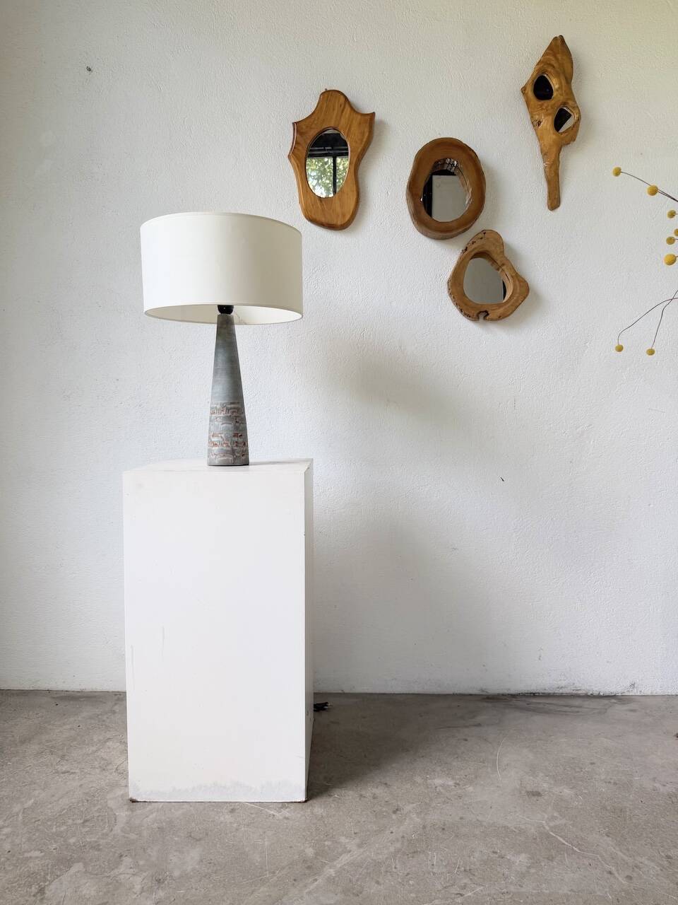 Lampe de table céramique bleue style 1950