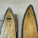 Old pair of skis
