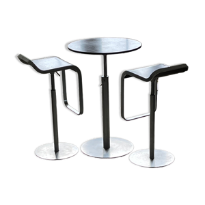 table bistrot avec deux