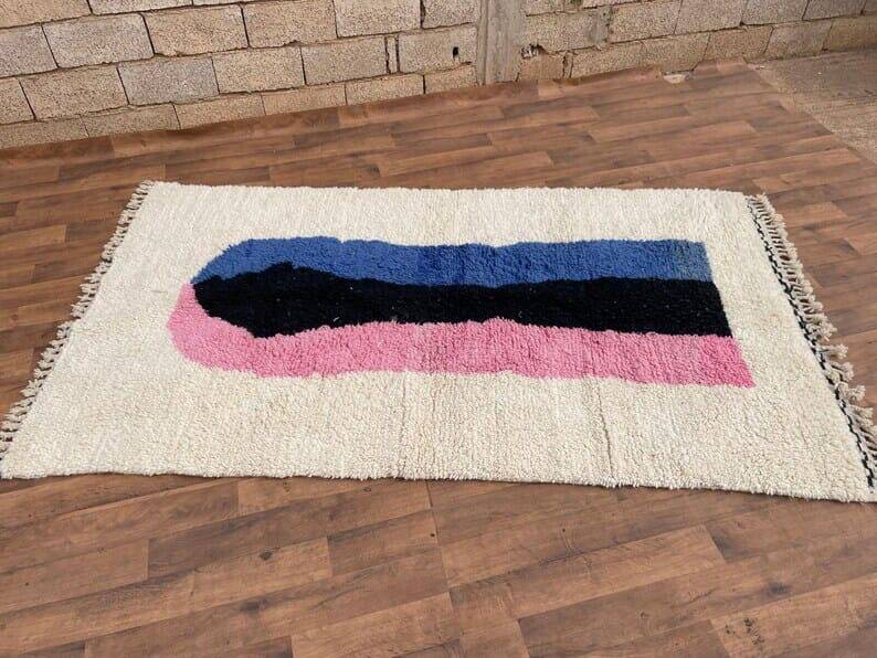 Moroccan handmade Berber rug with colourful patterns, size 150 x 250 cm.