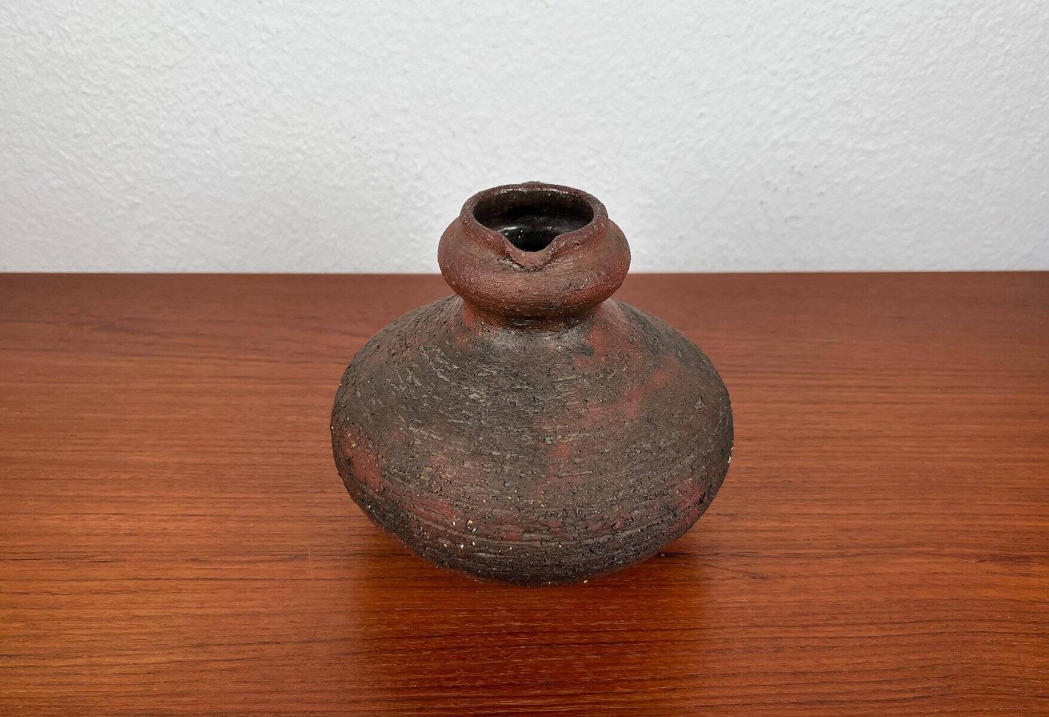 Carafe vase by German studio pottery, brutalist vintage by Gerhard Liebenthron, 1974.