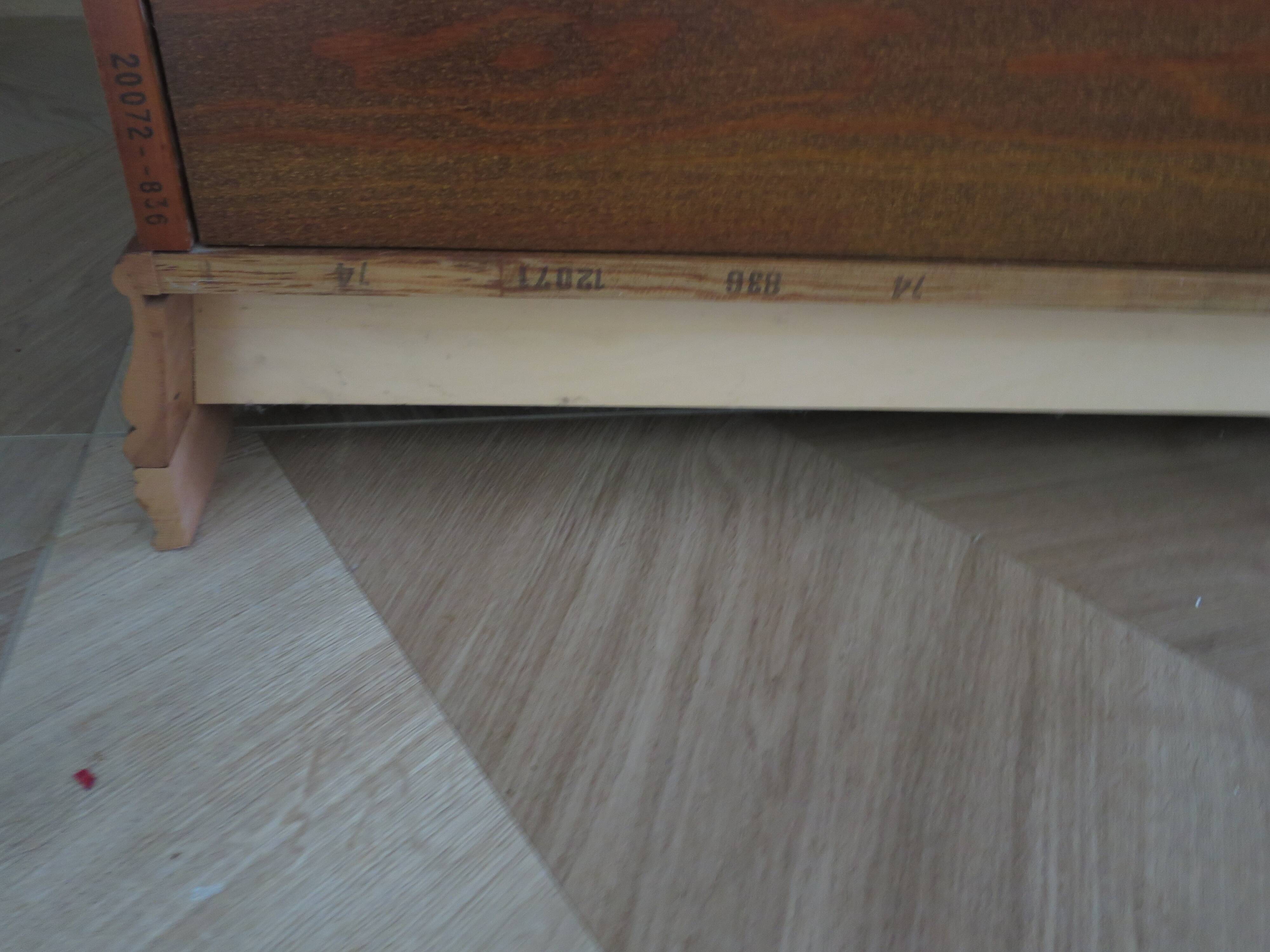 Cherrywood chest of drawers with ogee – 4 drawers – 80s – Louis Philippe style