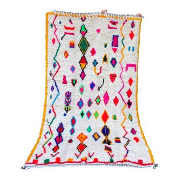 Tapis marocain berbère Azilal multicolore et fluo