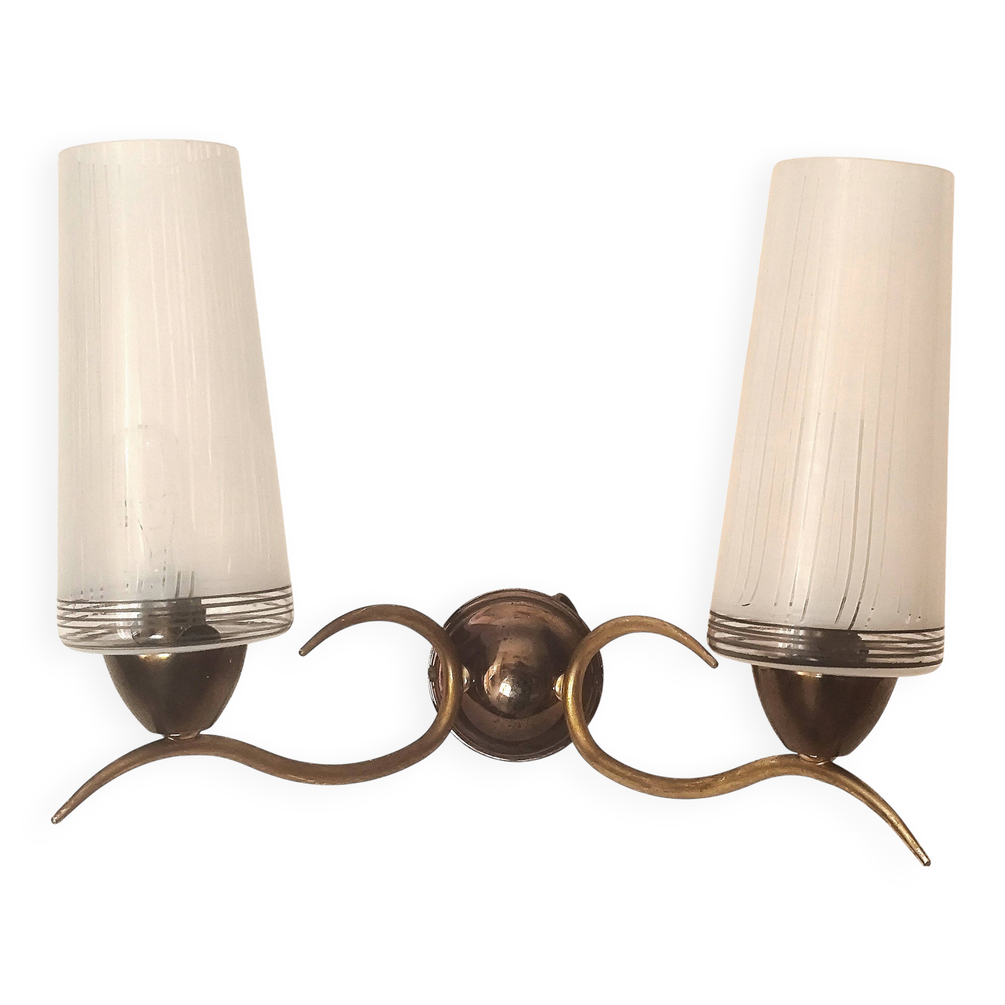 Two-light wall sconce in gilded metal with opaque glass shades, 1950/1960