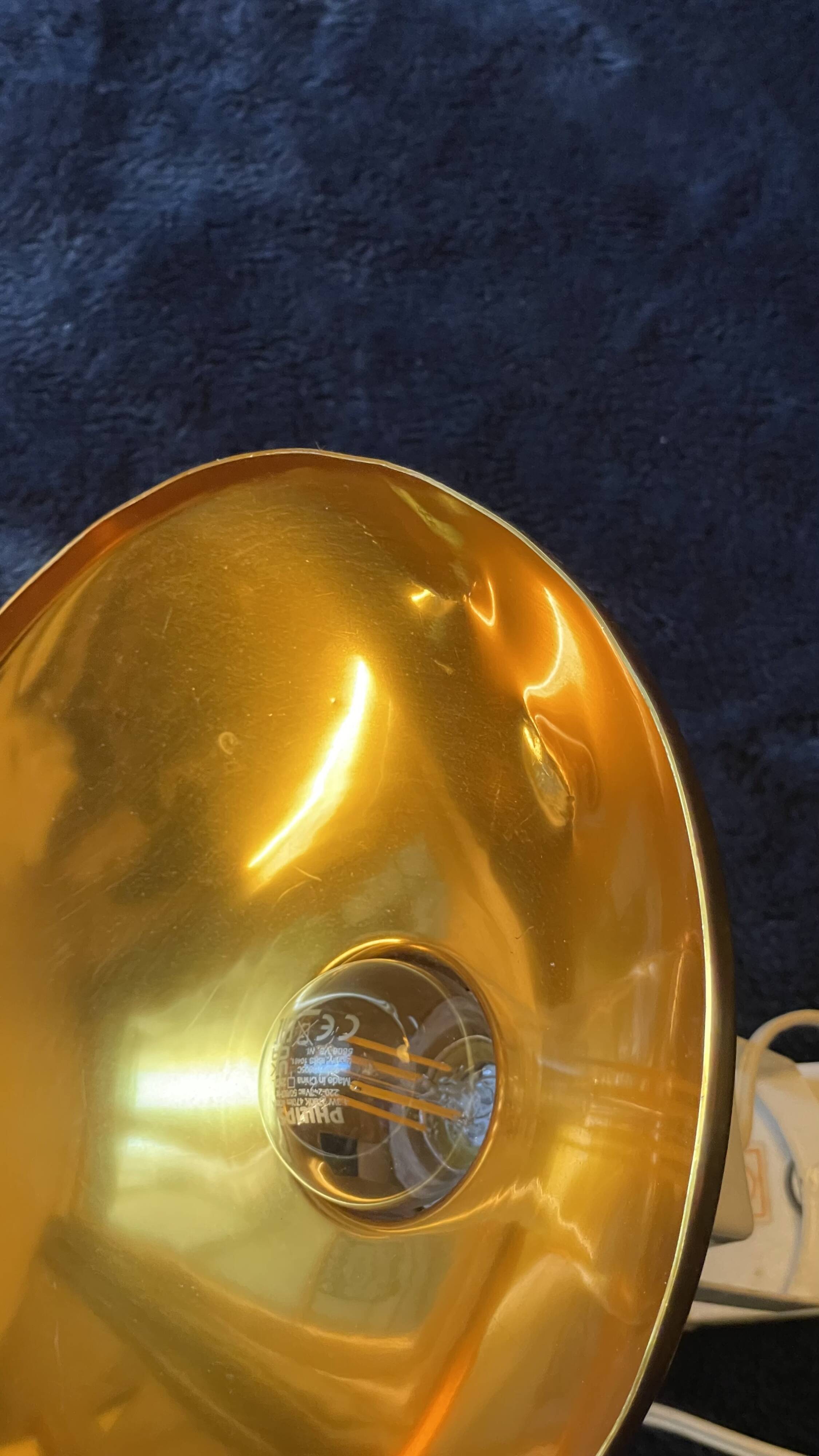 Lampe à pince Lita en métal doré et blanc