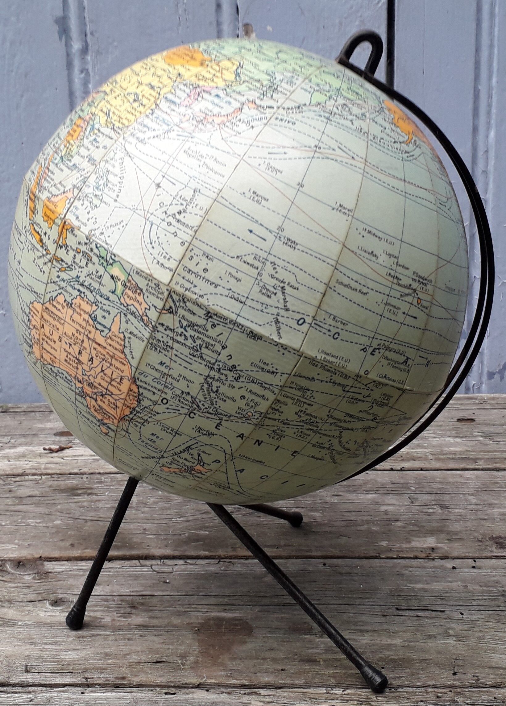 Tripod globe  by Girard & Barrère