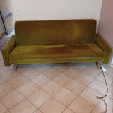 Vintage 60s green velvet sofa, 4-seater convertible.