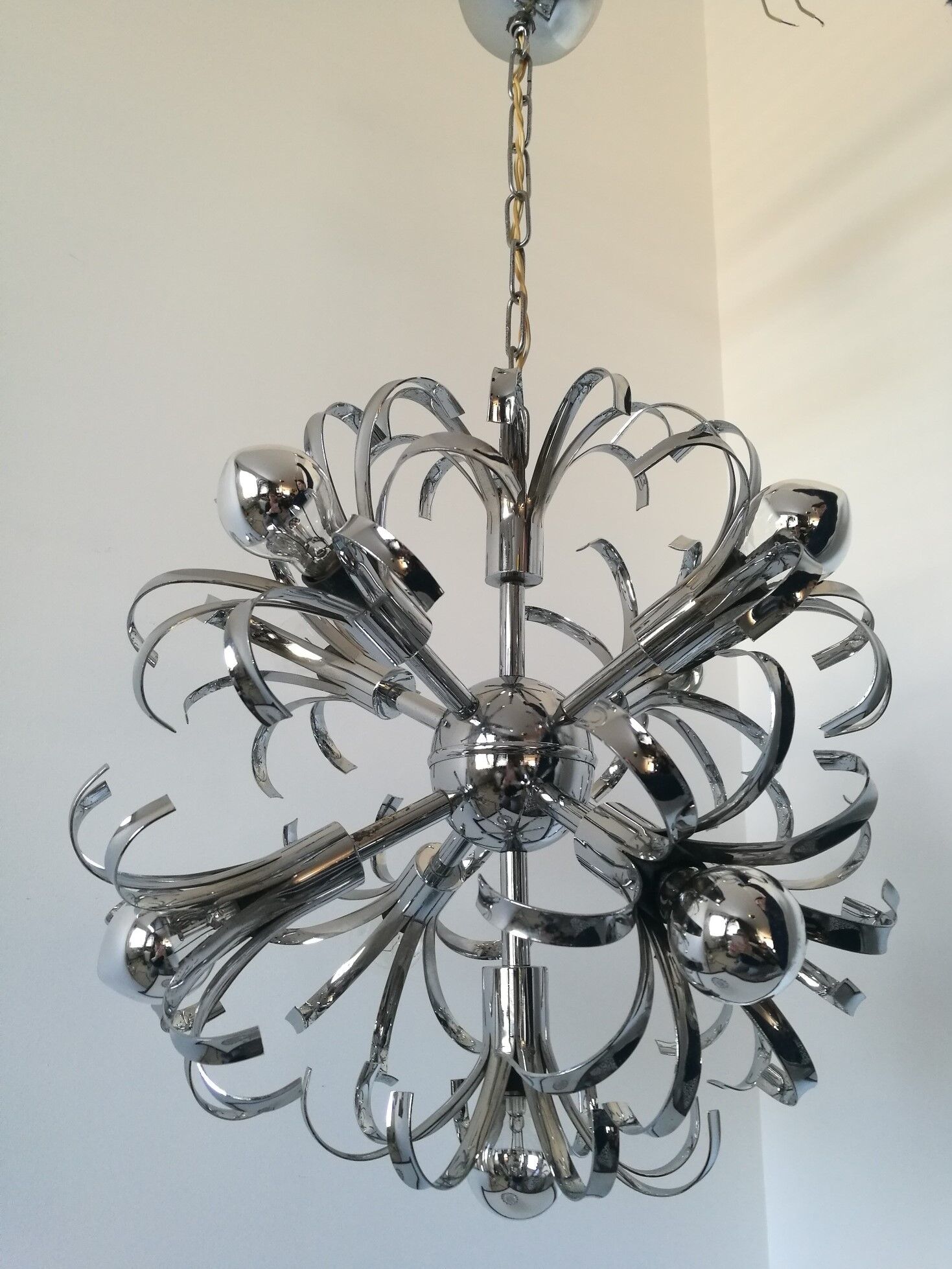 Chandelier sputnik chrome design 1970