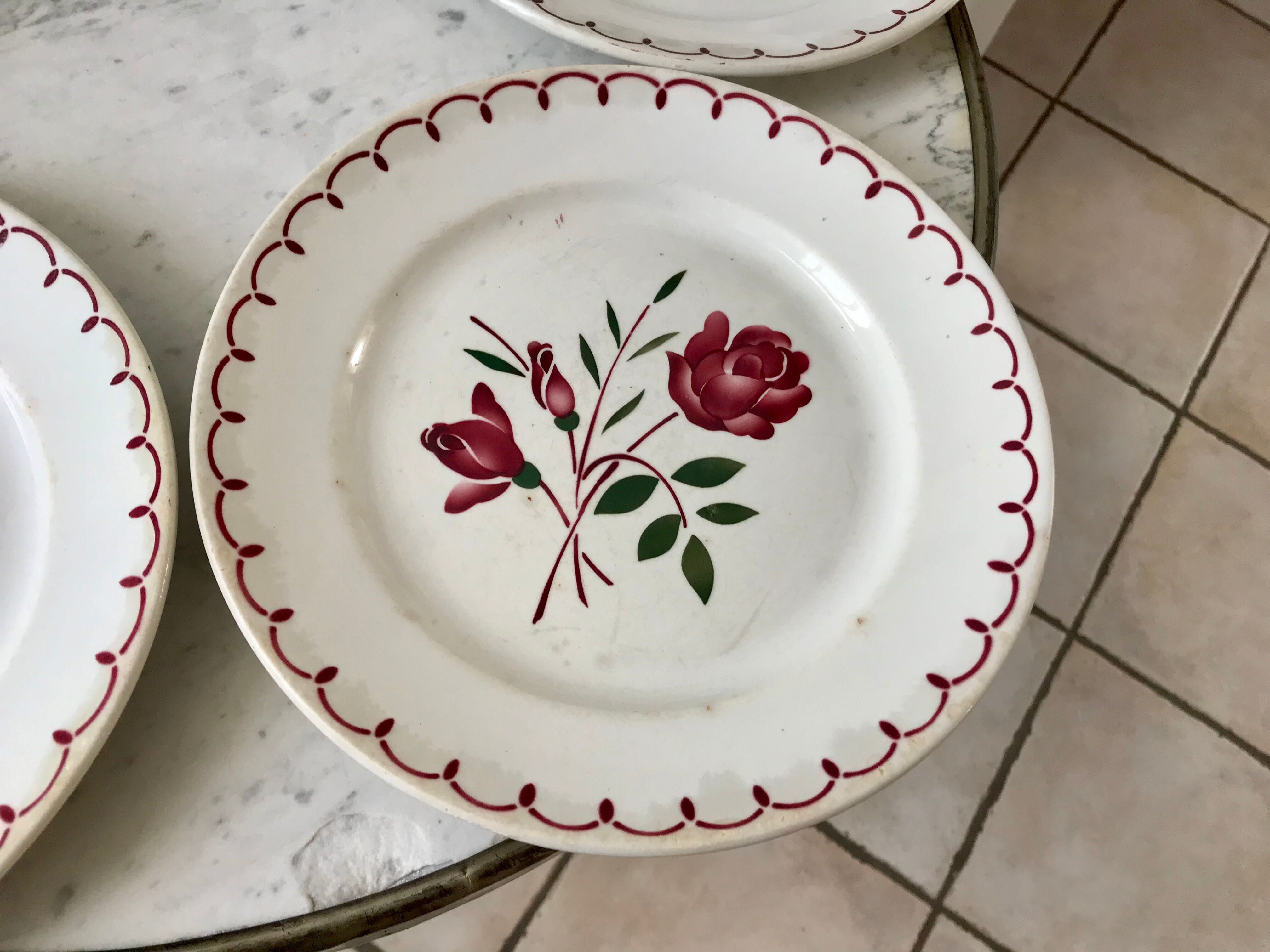 Set of 5 flat plates Badonviller with flowers 30s