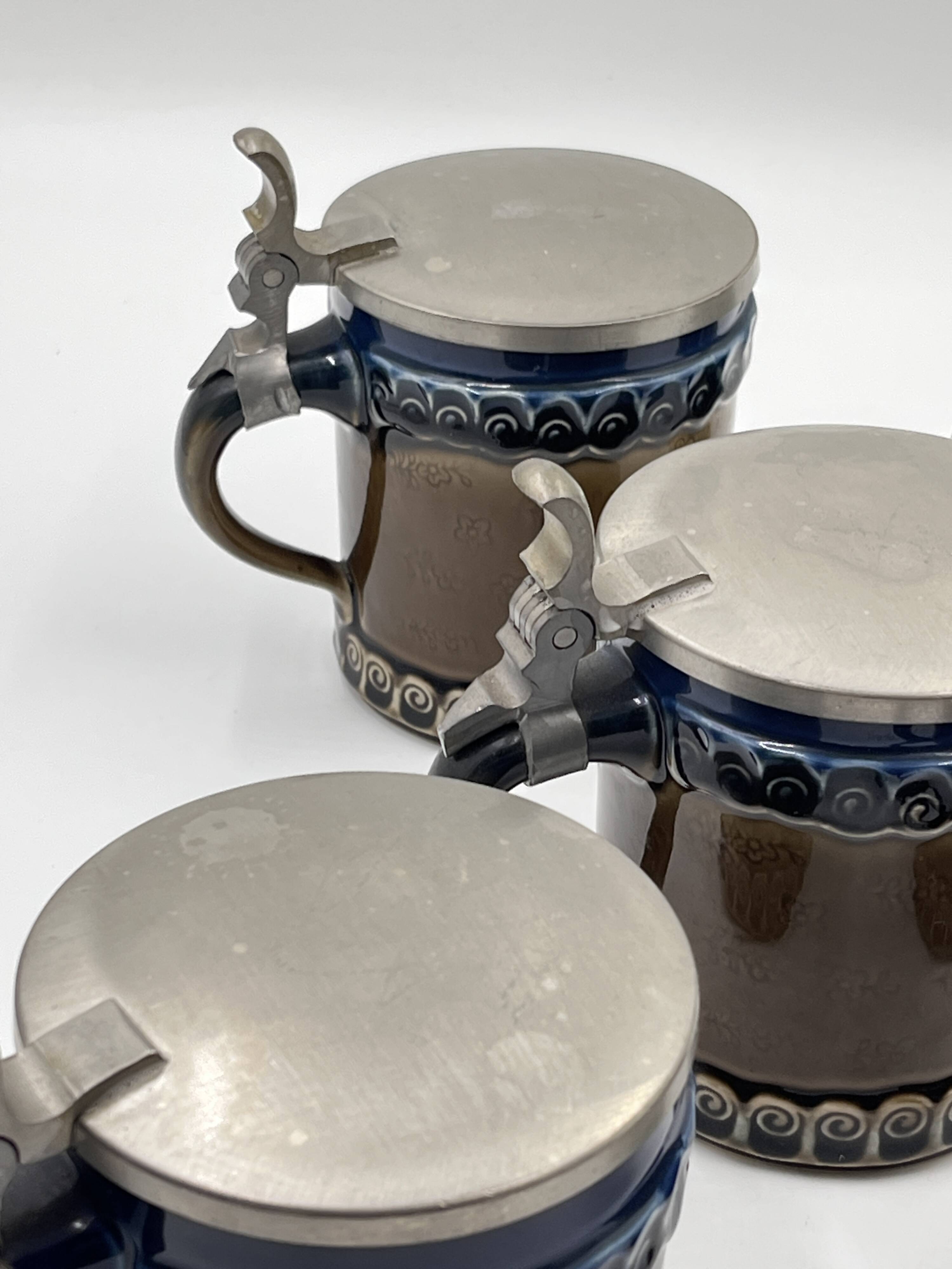 Lot de 5 chopes en céramique Rosenthal
