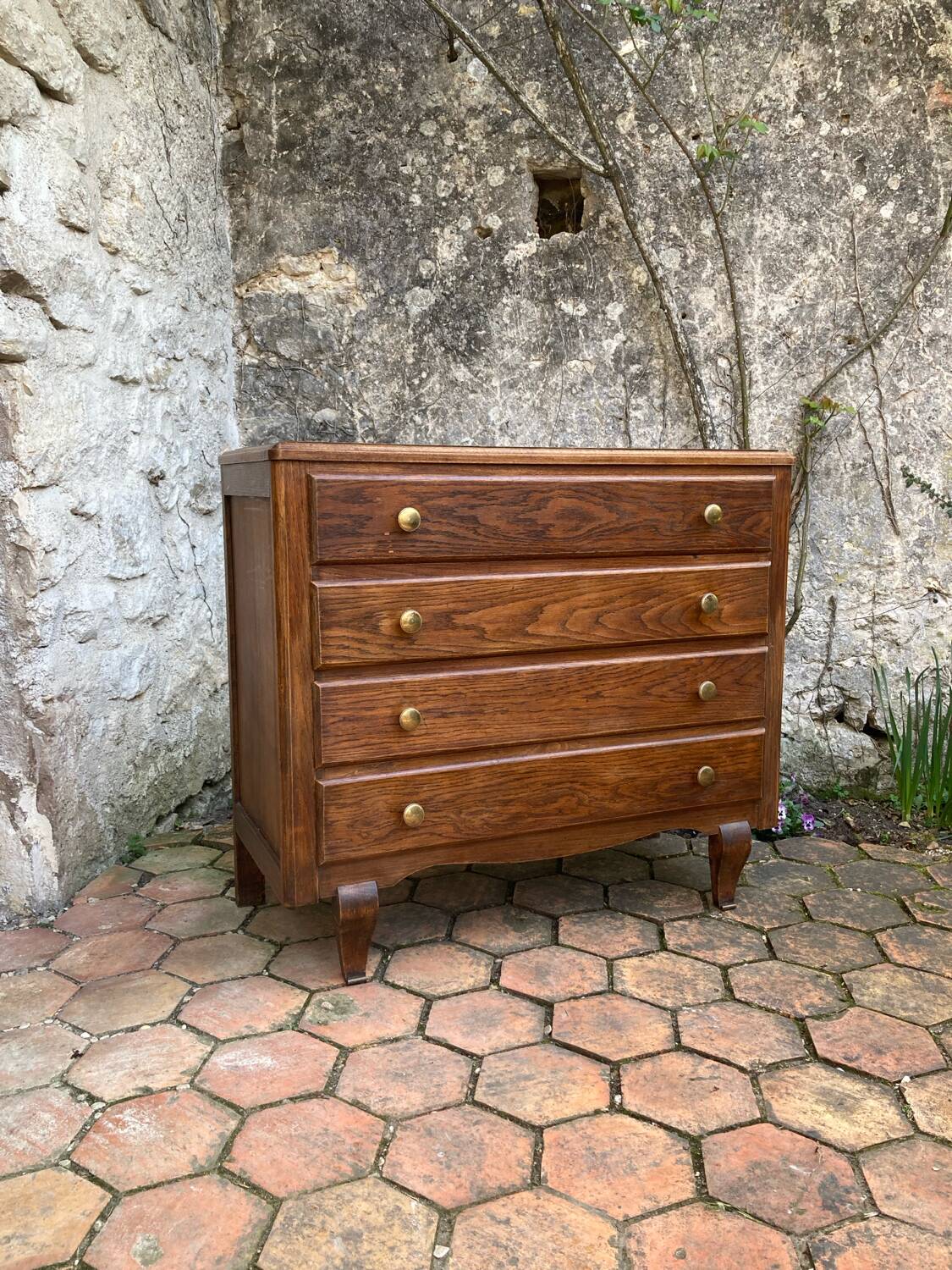 Antique Art Deco style chest of drawers