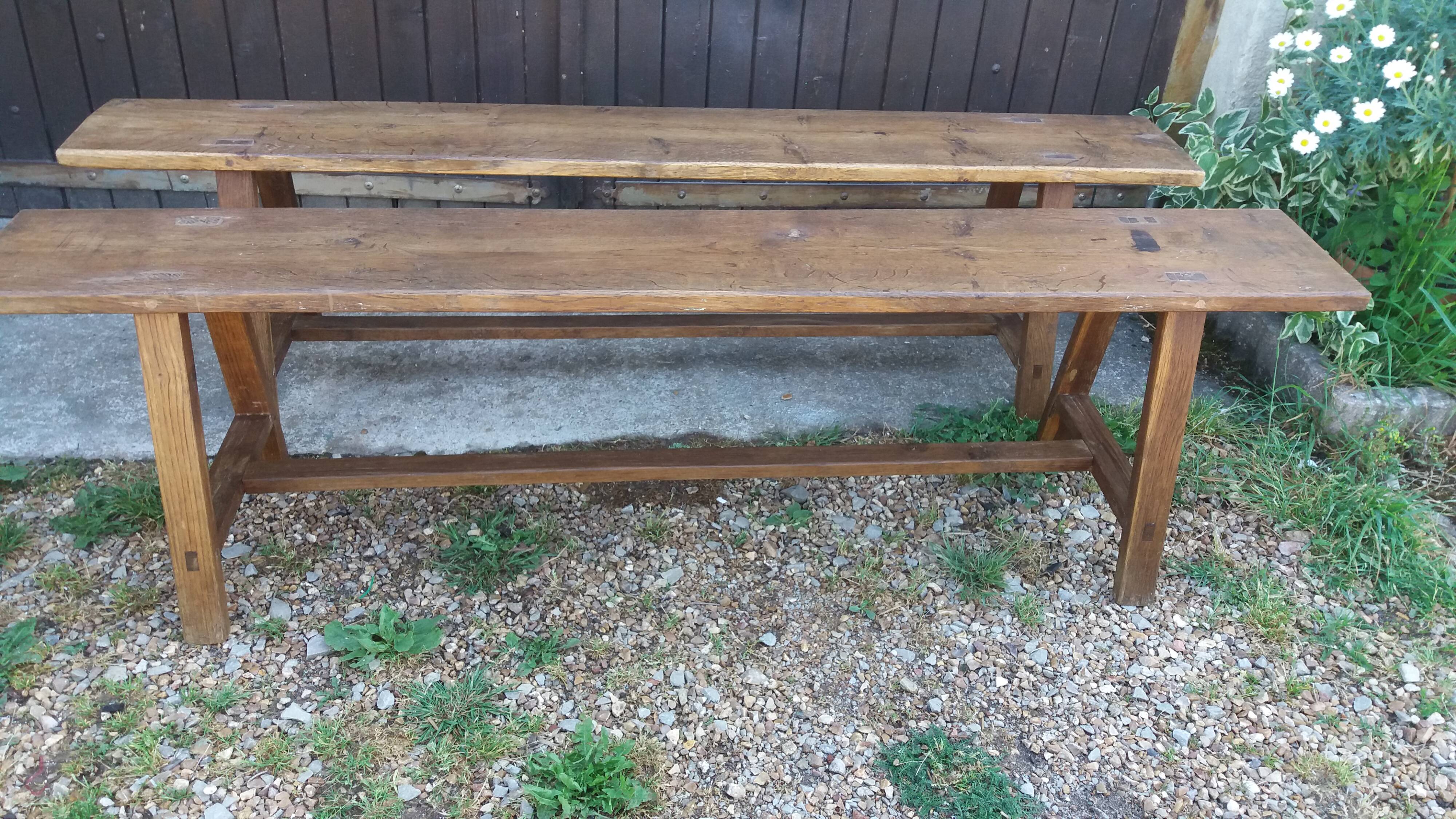 Paire de bancs de ferme