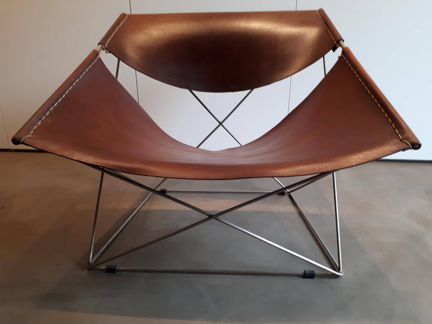 Butterfly Chair (F675) 1963
