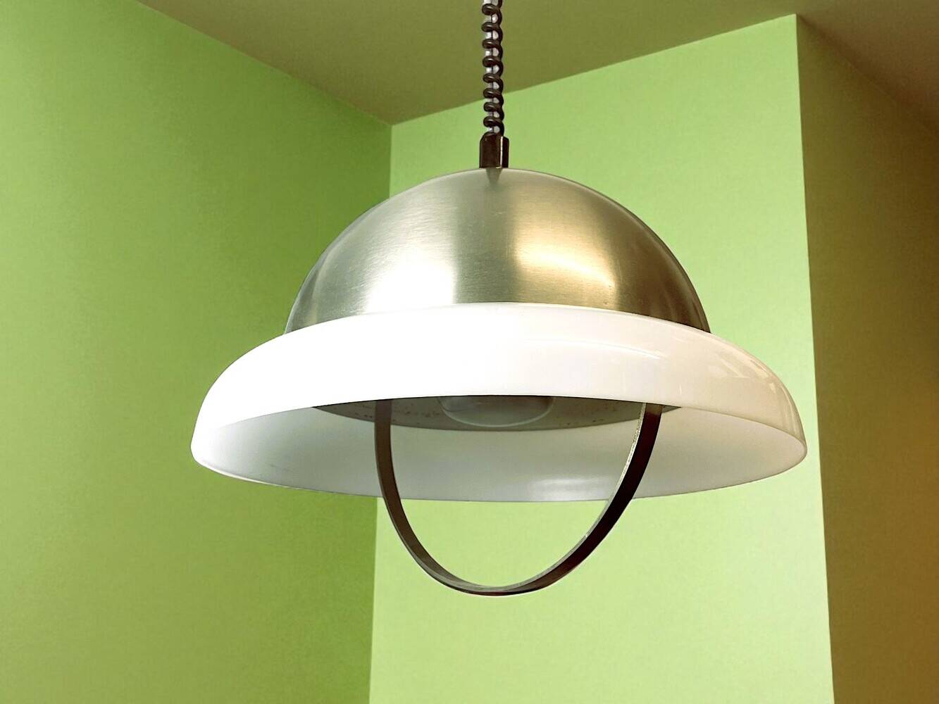 Space Age retractable kitchen pendant light
