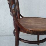 Bentwood bistro chair