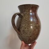 Sandstone pitcher