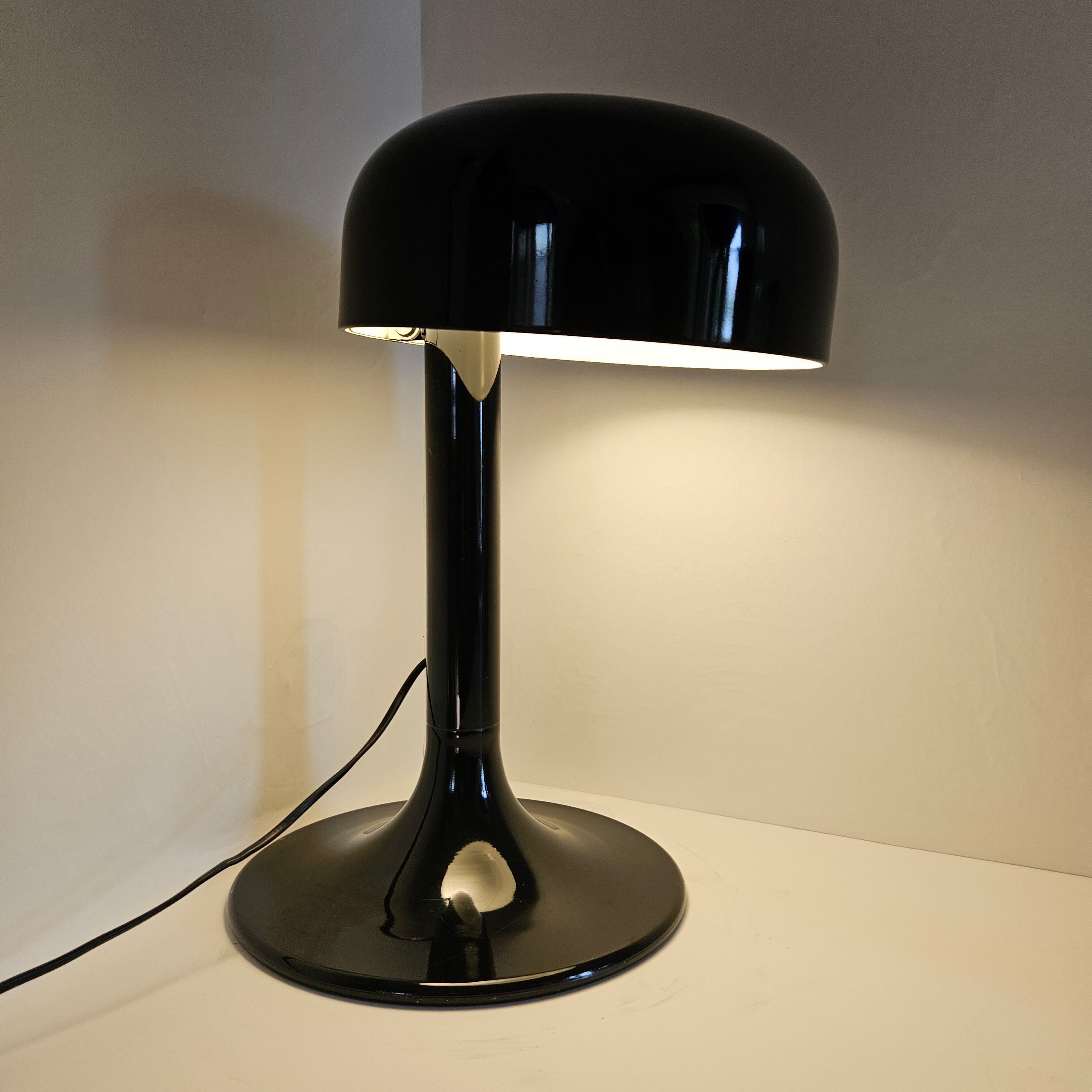 Model 3105 "Studio" Table Lamp by Carlo Viligiardi for Stilnovo, 1972