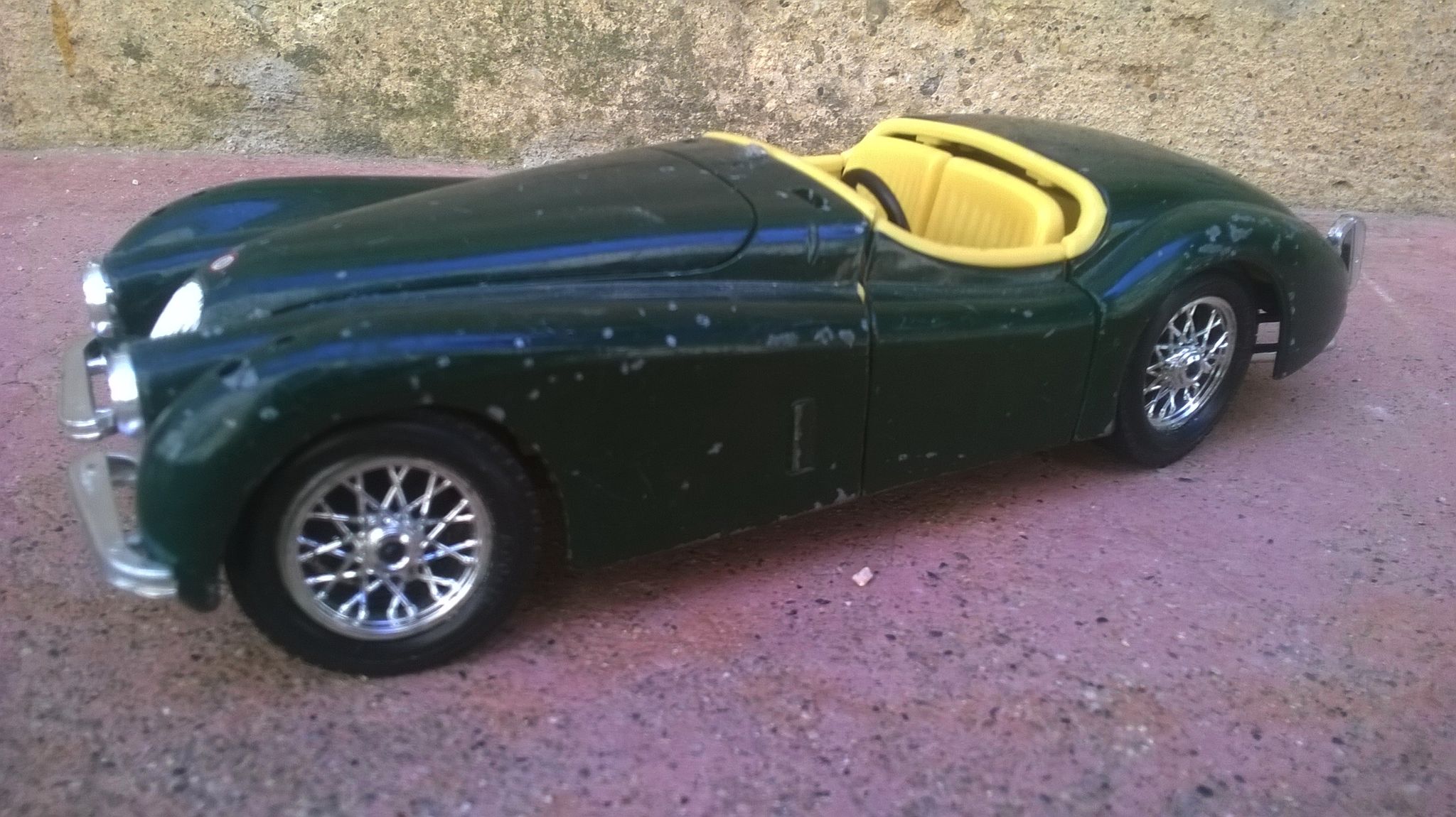 1/24 Jaguar Burago