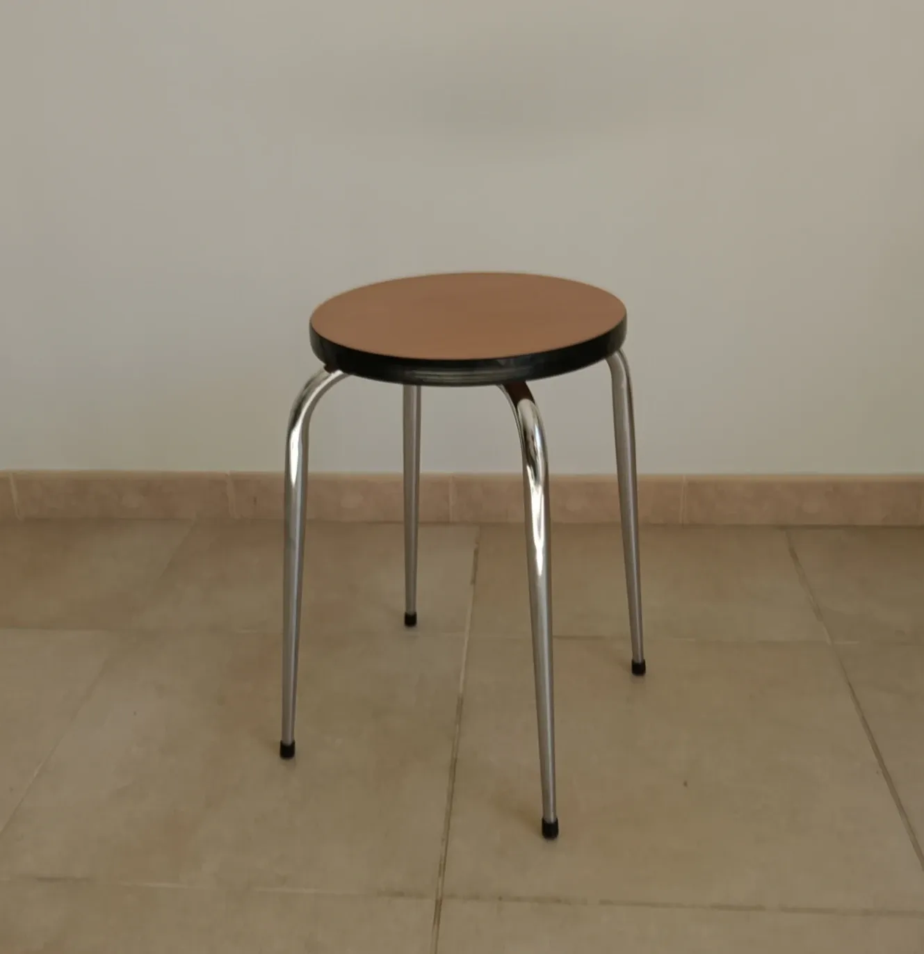 Tabouret rond vintage en formica années 70