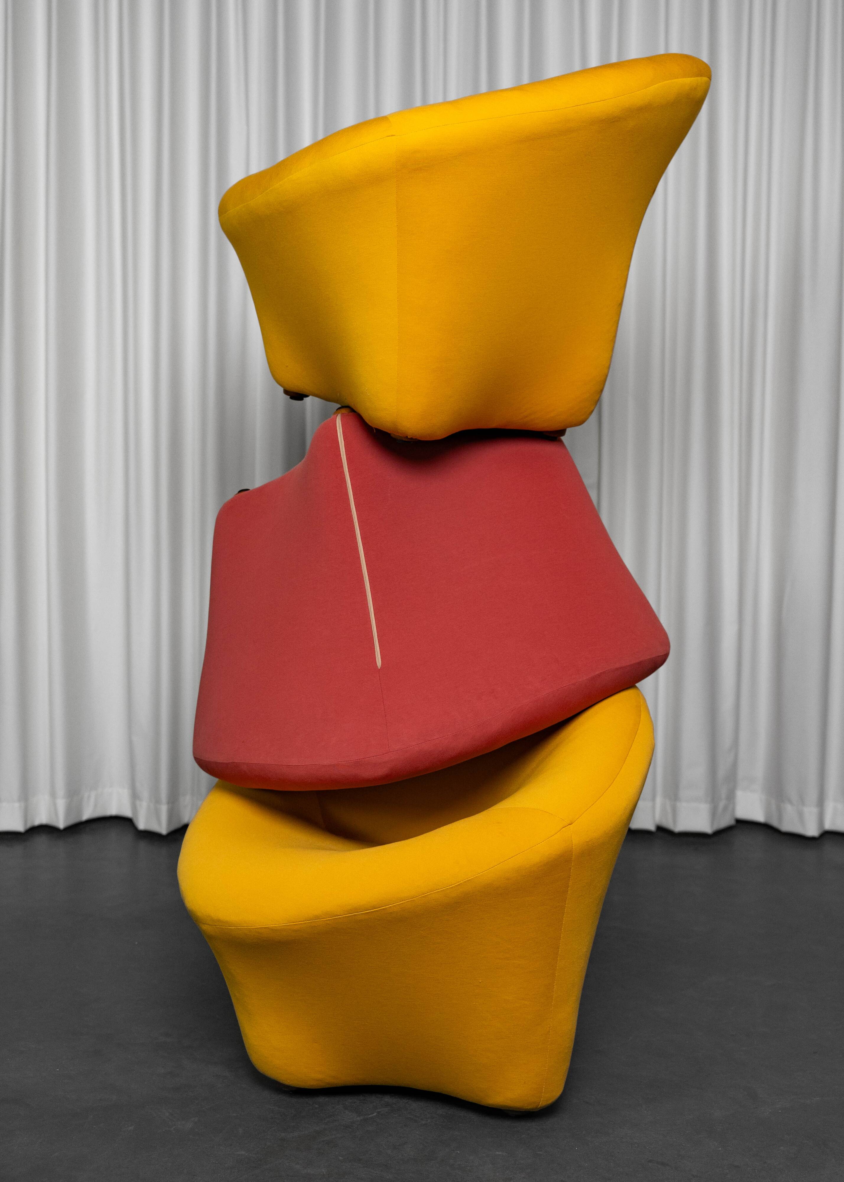 Set of 3 Space Age armchairs in the style of Pierre Paulin.