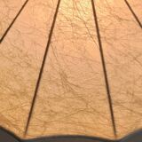 Lampe à suspension Cocoon en forme d'OVNI