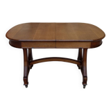 Dining room table by Maison Krieger, Art Nouveau, circa 1900, in solid oak