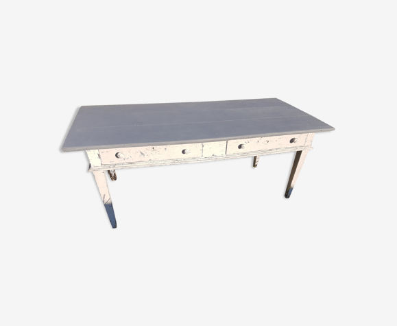 Table en bois patiné directoire