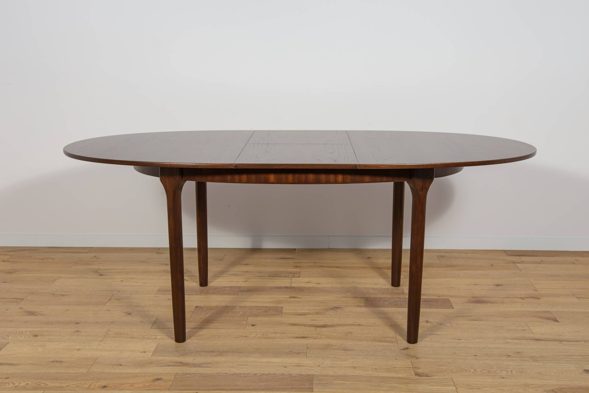 Mid-Century Oval Extendable Teak Dining Table from McIntosh, 1960s