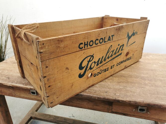 Caisse en bois vintage chocolat Poulain