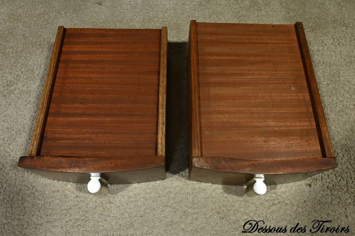 Nightstand in Walnut, Art Deco – 1930