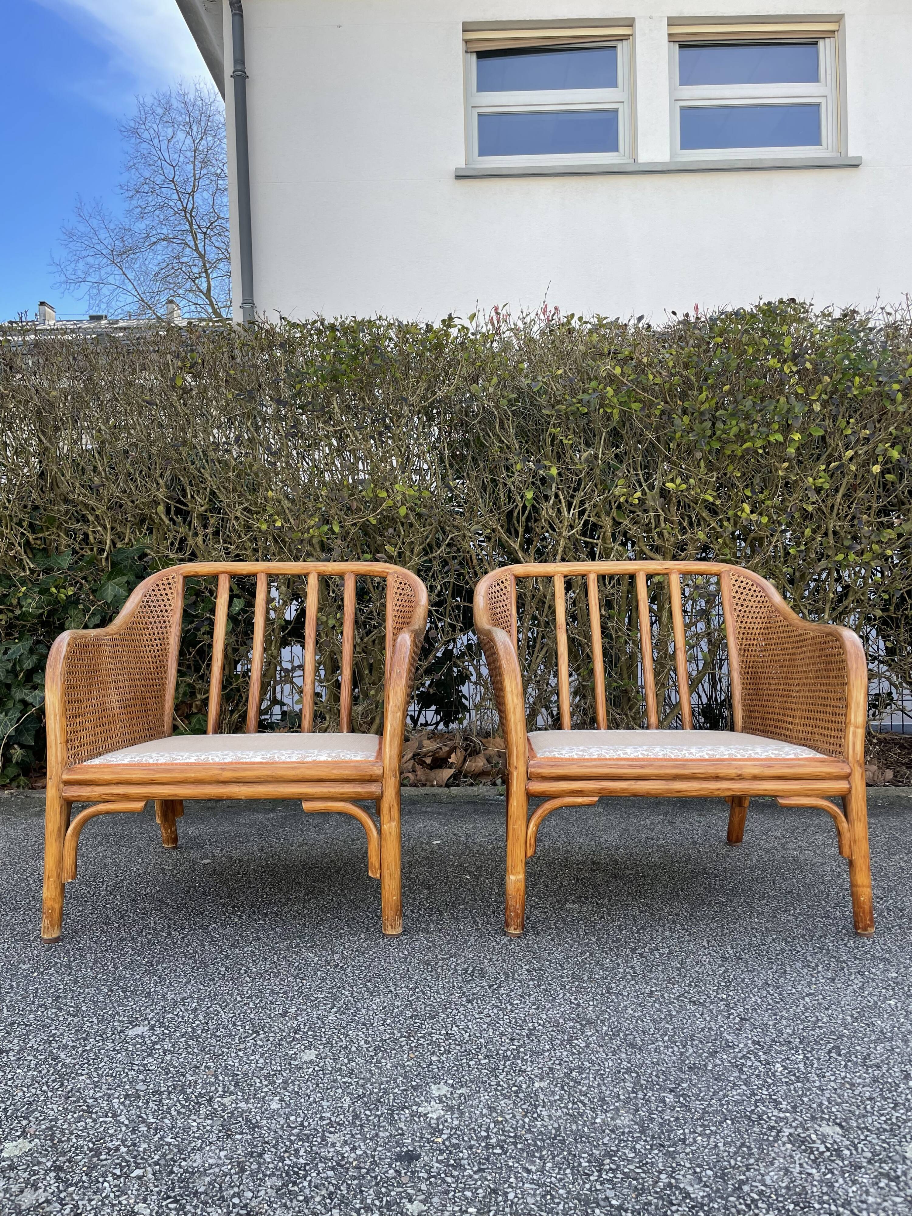 Paire de fauteuils en rotin et cannage