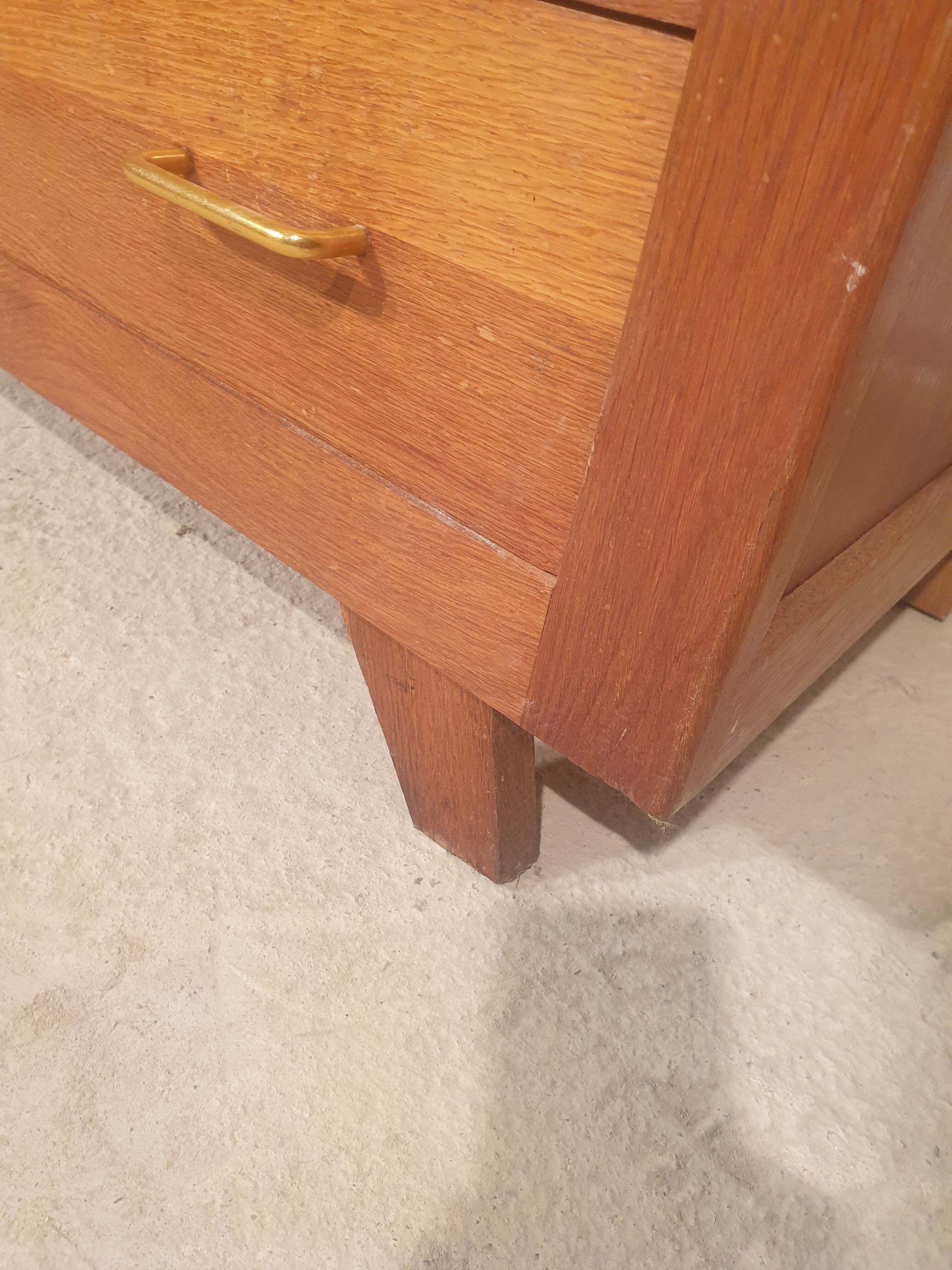 Commode vintage