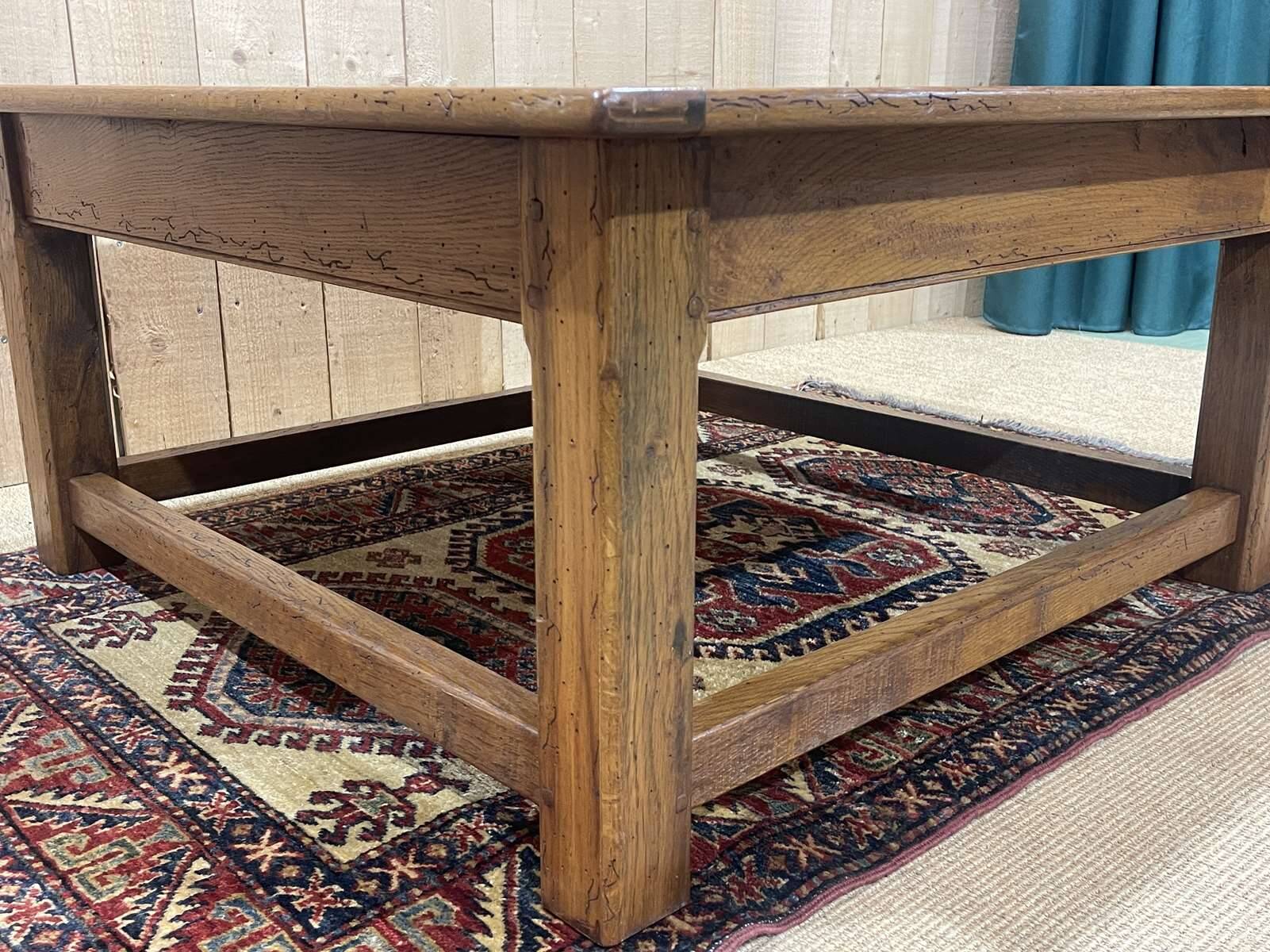 Table basse en chêne des années 1950