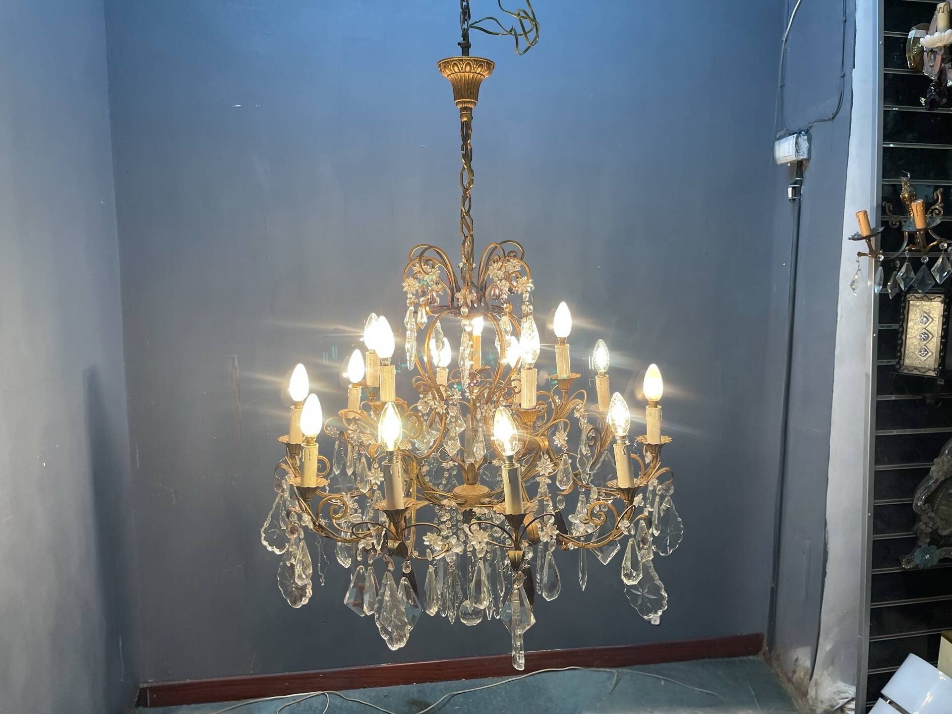 Large Florentine Tole Chandelier with Murano Glass Flowers, Italy, 195