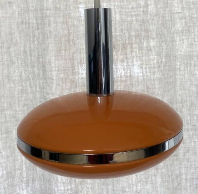 Suspension Harvey Guzzini, années 1970