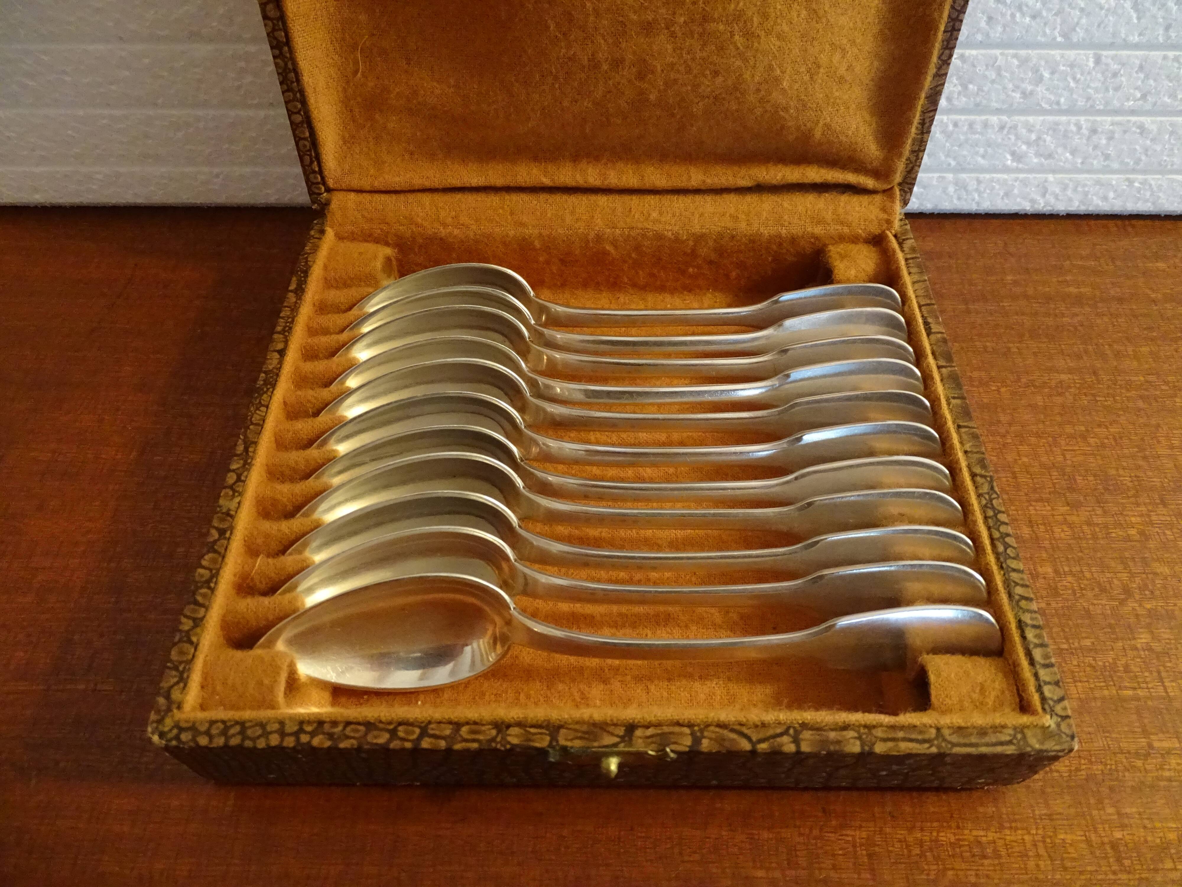 11 hallmarked Art Deco silver metal dessert/coffee spoons - 14.5 cm