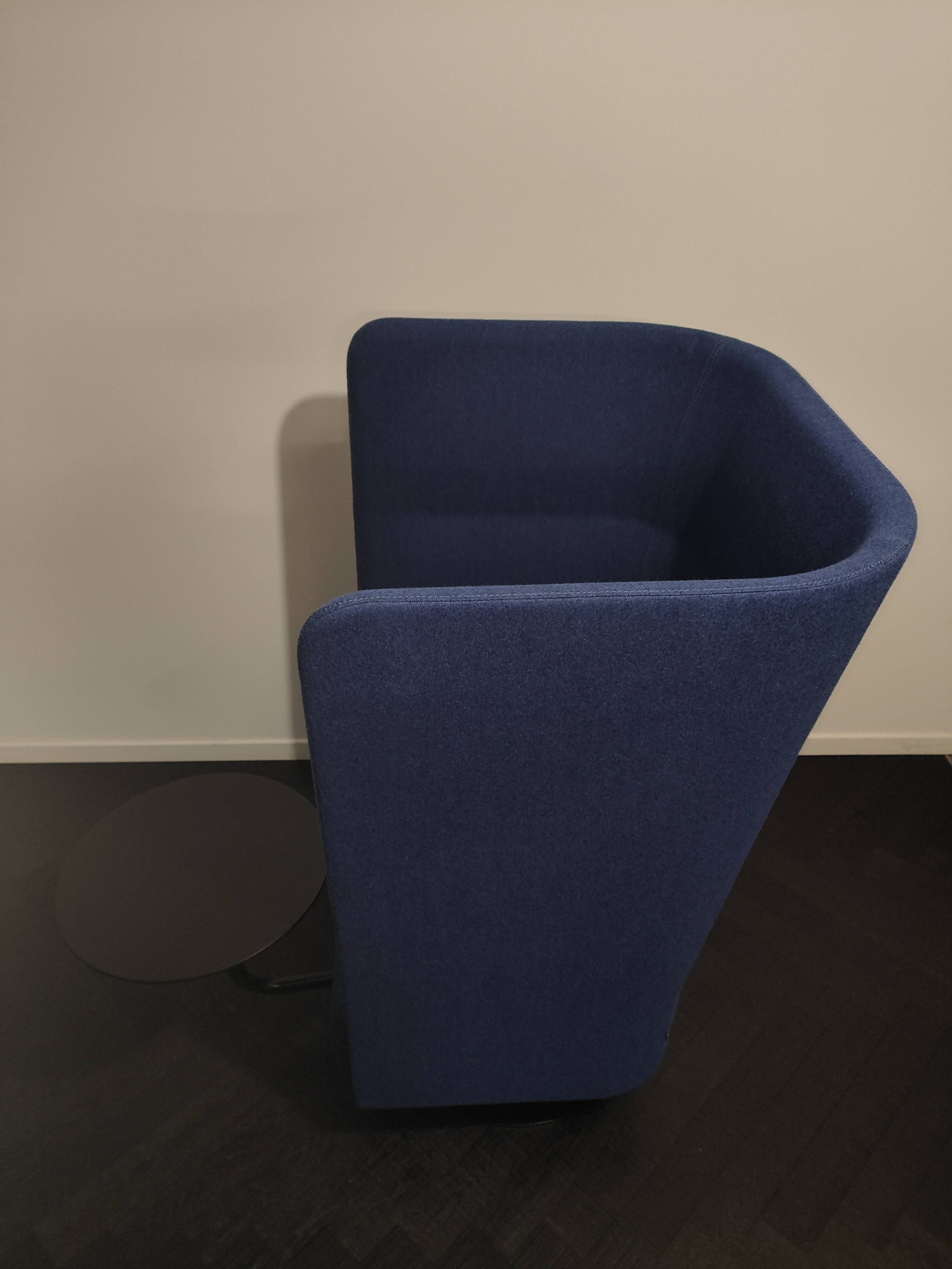 Sitland Cell128 acoustic armchair in blue fabric