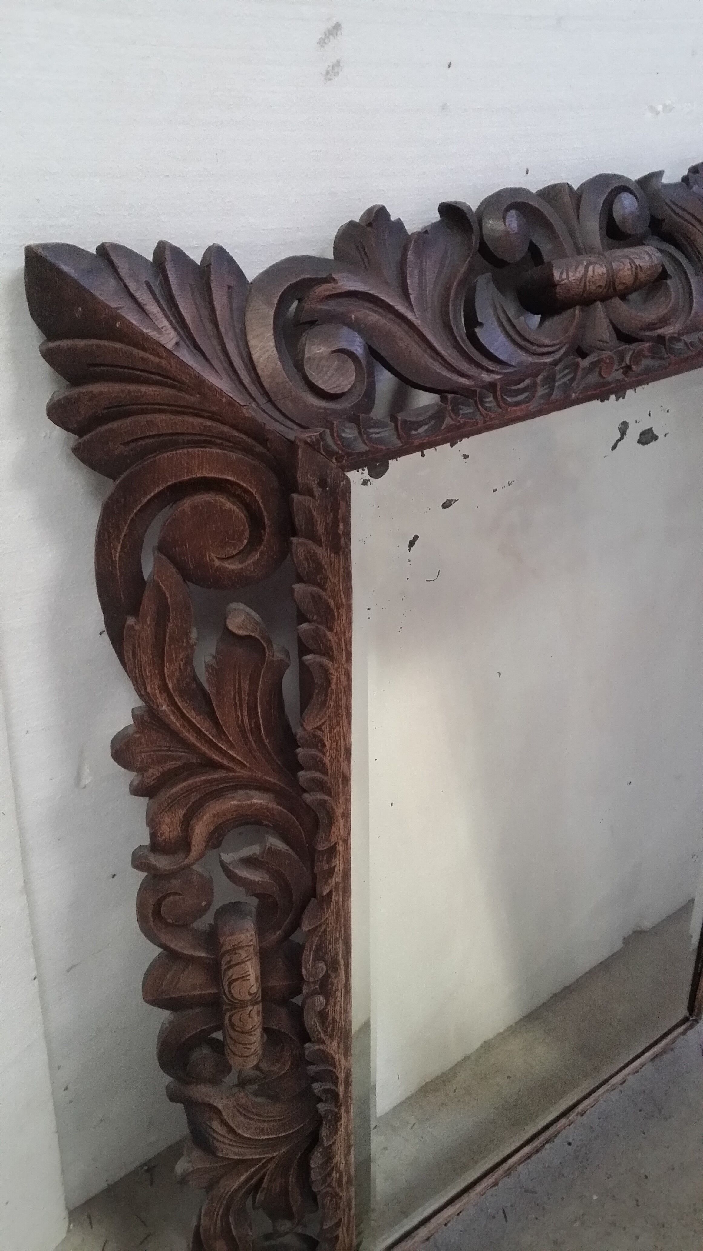 Wooden mirror 110x79cm