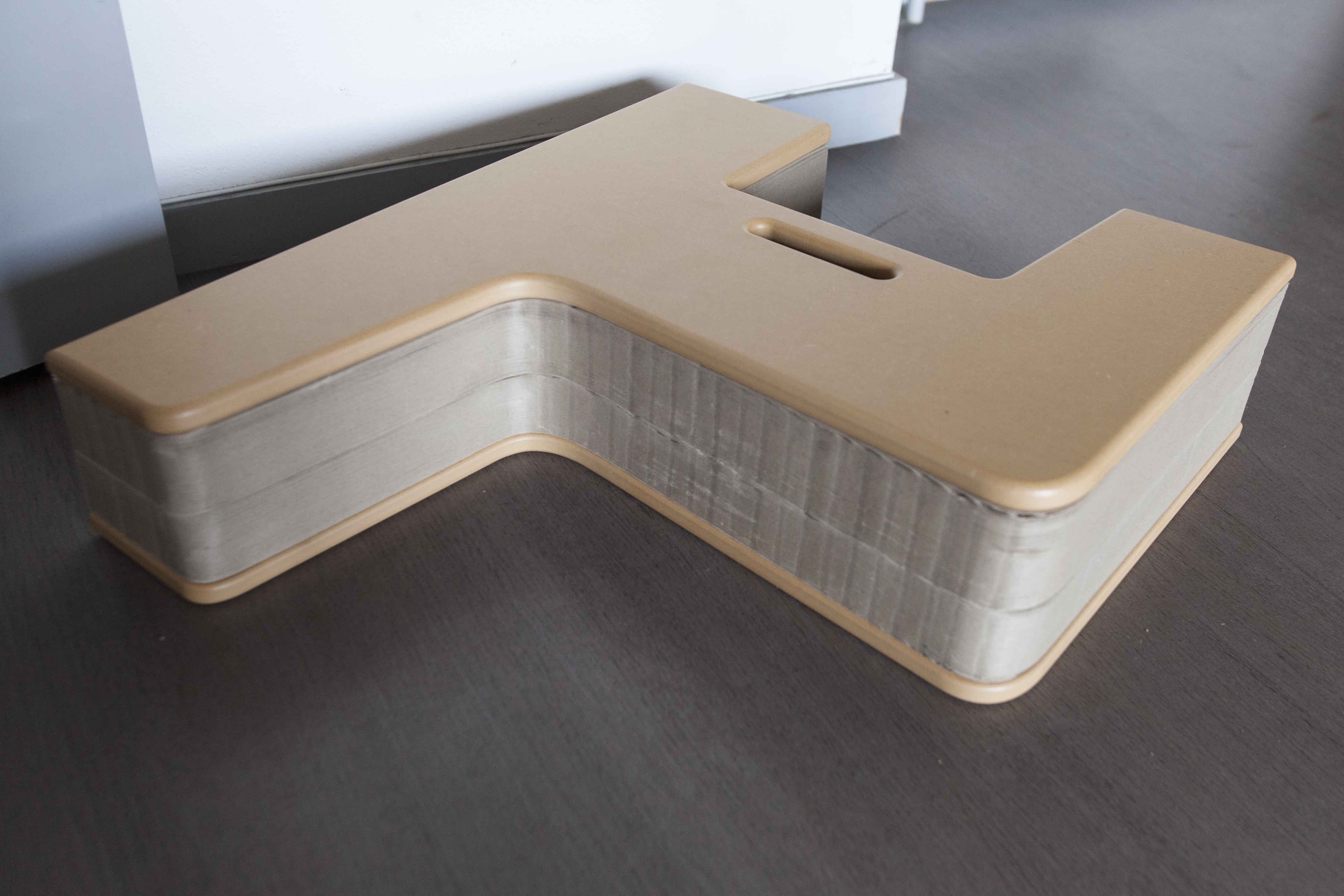 Vintage Extendable Seat The Flexible Love by Chishen chiu 2009