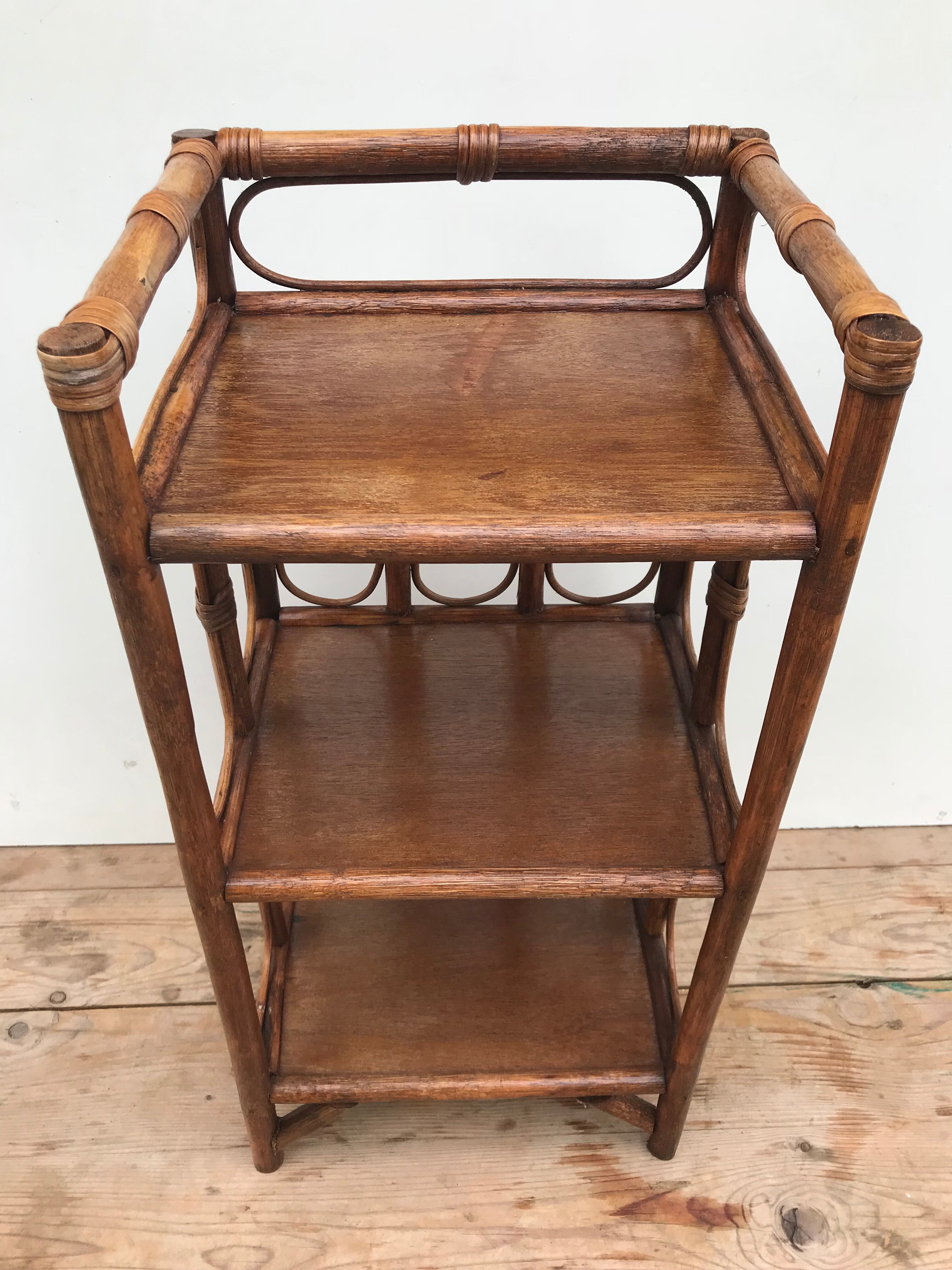 Table with 3 shelves 60s