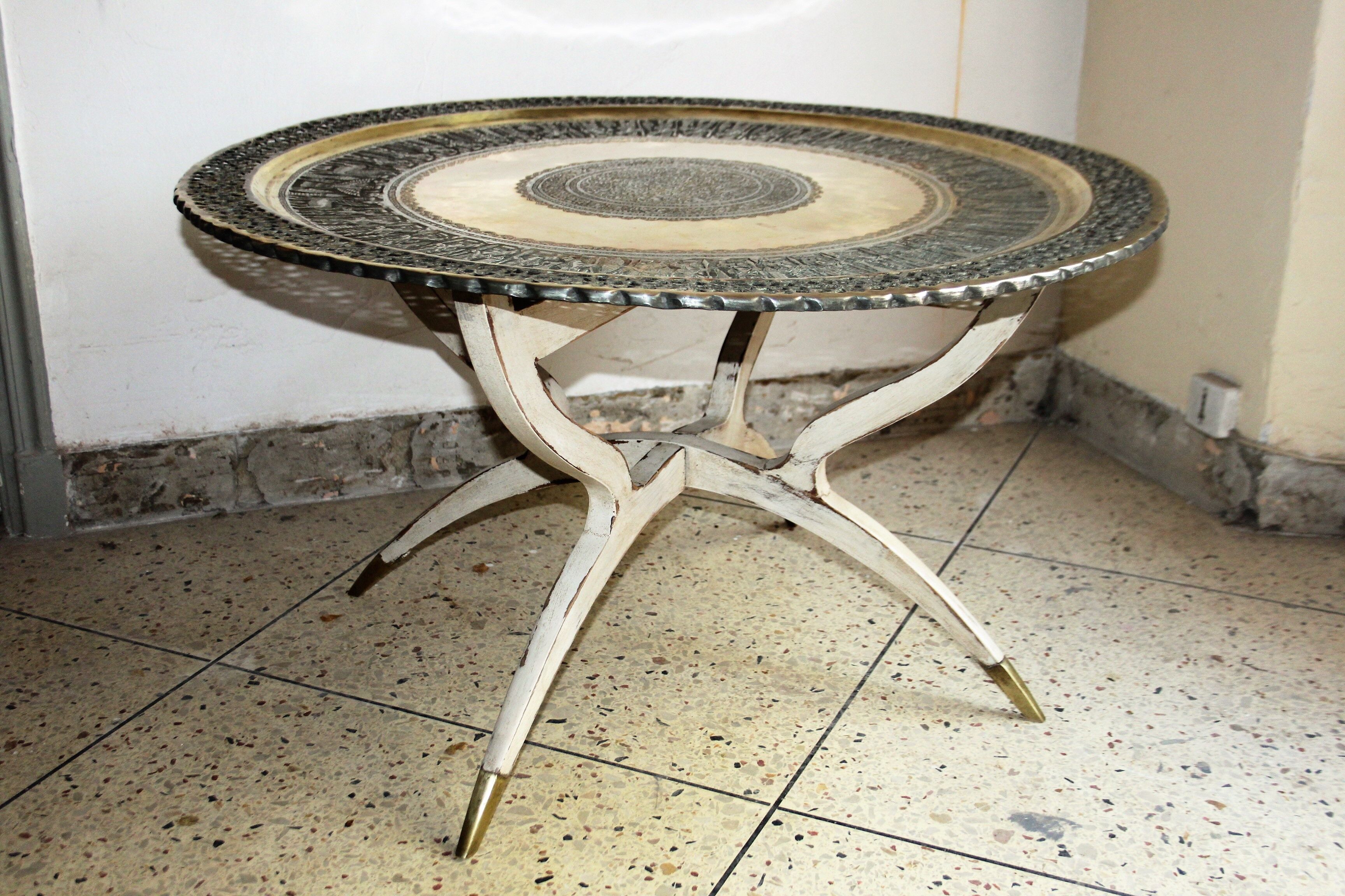 Former Eastern coffee table. Persia, plate XIX. Time Qajar