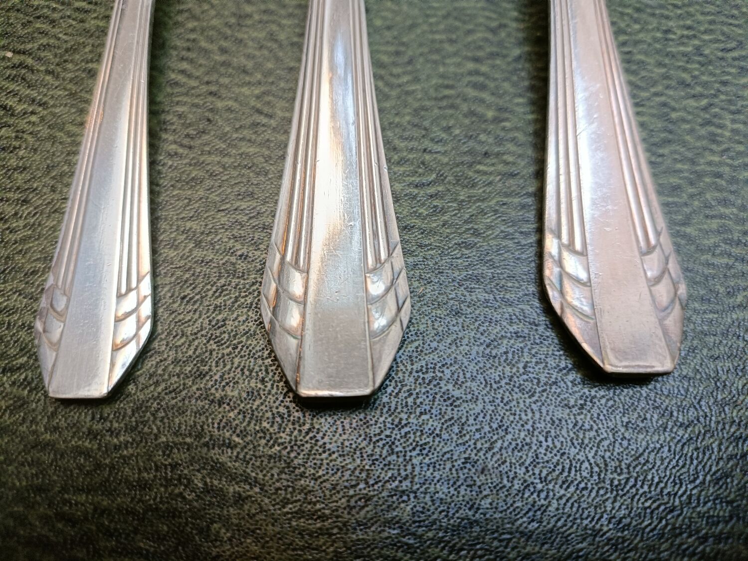 Set de couverts en métal argenté