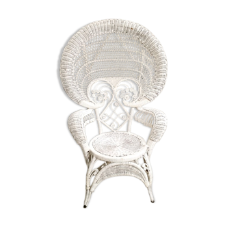 Fauteuil peacock Emmanuel en rotin vintage peint en blanc 70