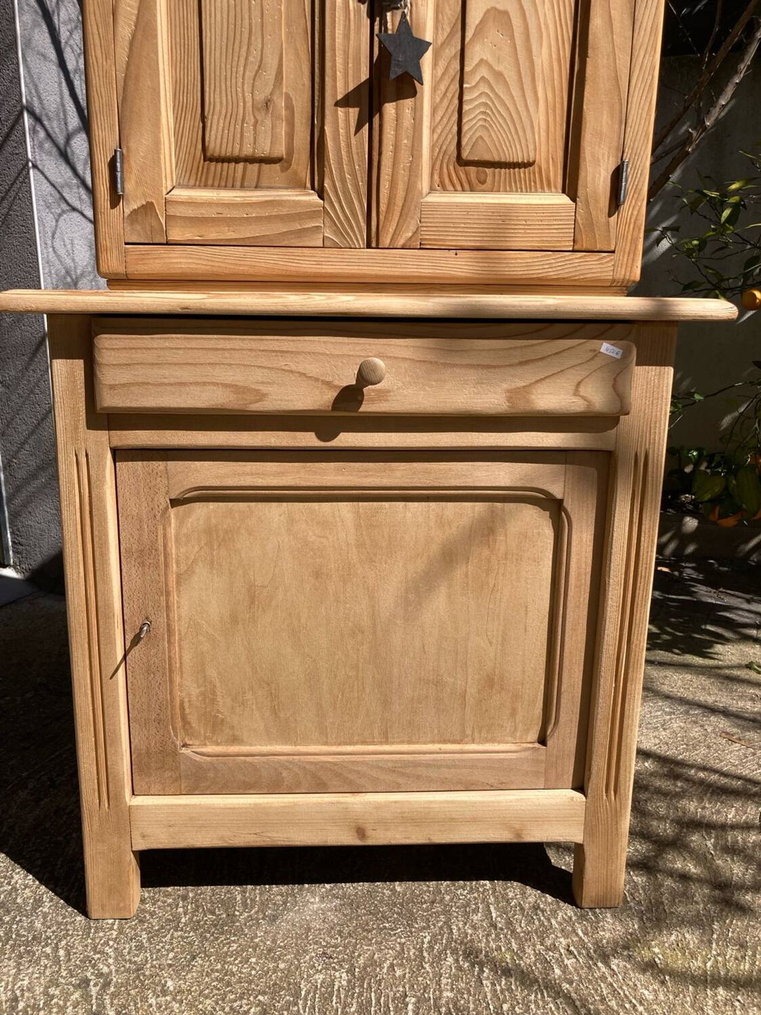 Compact Parisian buffet, 2 elements, pine/beech.
