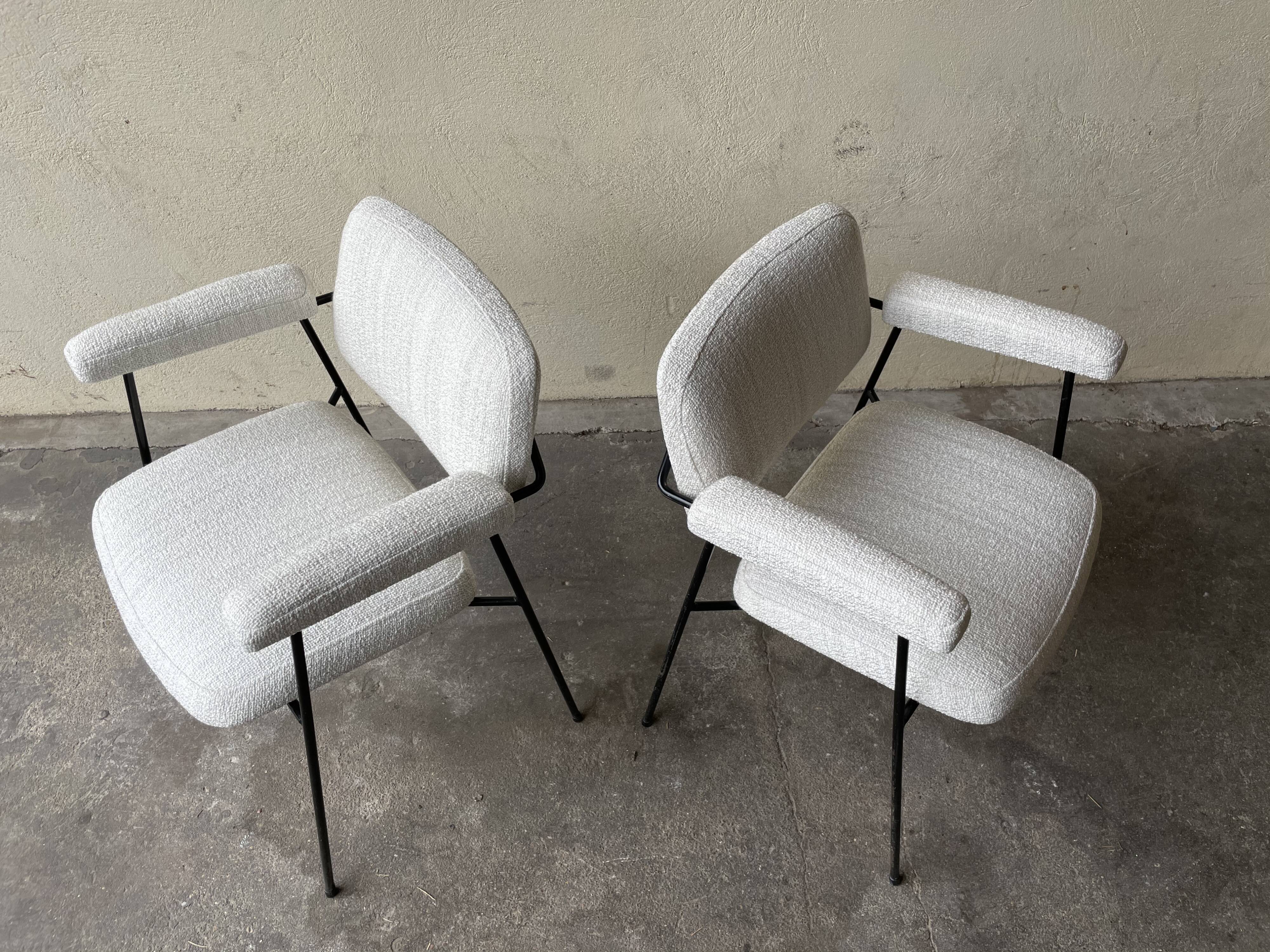 Pair of chairs CM197 by Pierre Paulin, in curly wool